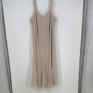 Vtg Dress Barn Elegant Beige Sleeveless Dress size 16